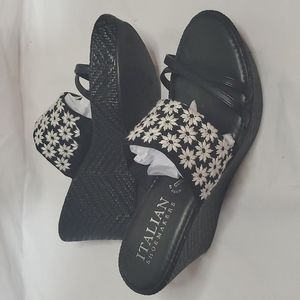 COPY - Italian Shoemakers Wedge Slide on Sandals sz10 EUC